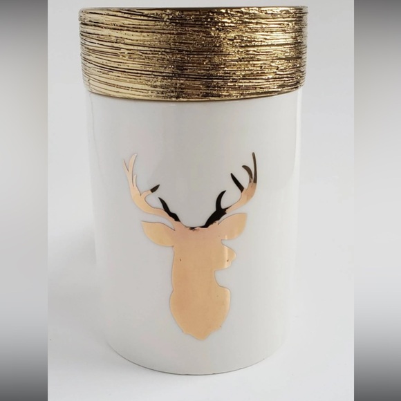 NWOT - Unopened Candle Warmers Illumination Fragrance Warmer - Golden Stag - Picture 3 of 4